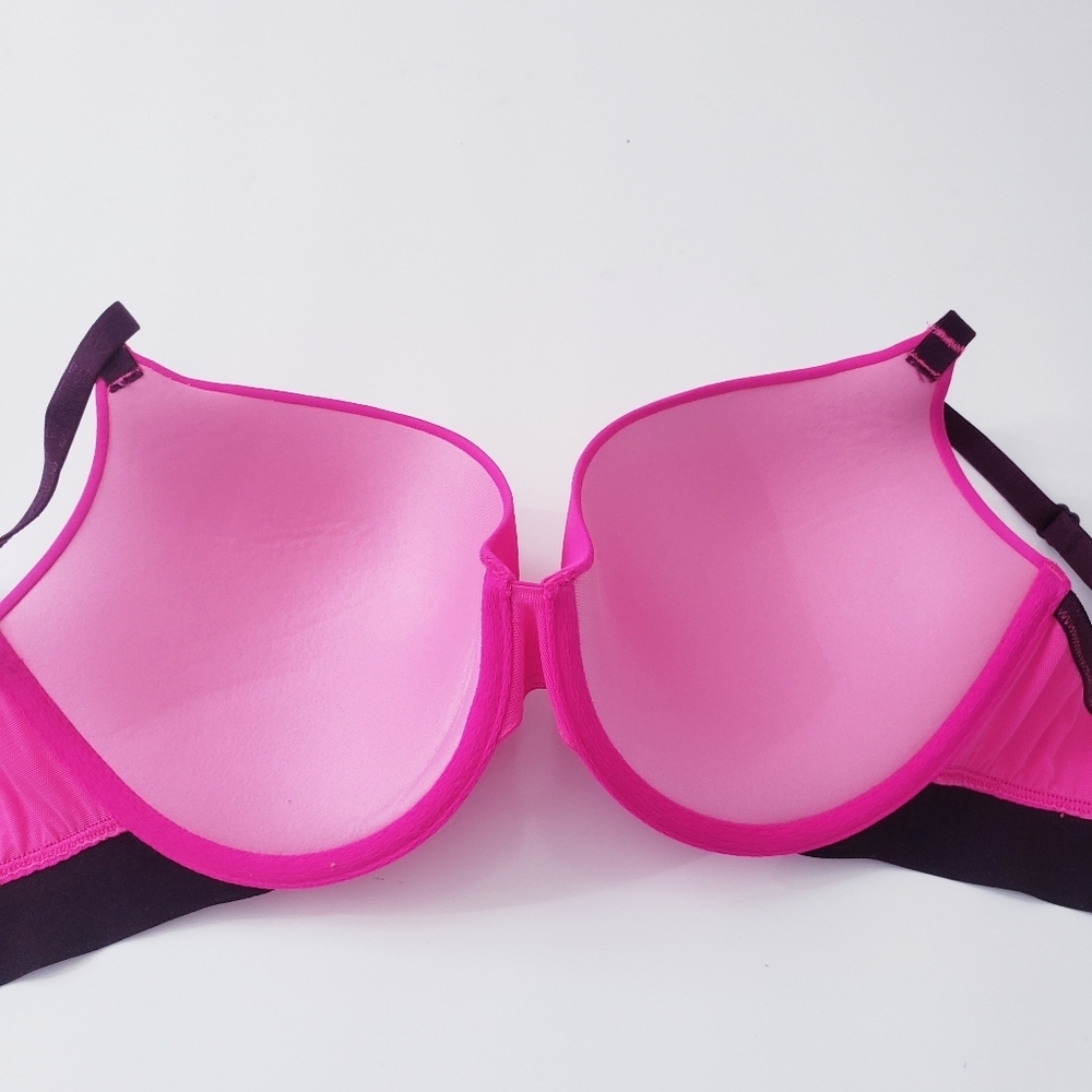 PINK Victoria's Secret Wear Everywhere Pushup Hot Pink Bra - Picture 5 of 8